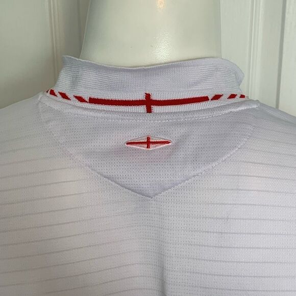 Umbro White England Men's Shirt - Picture 8 of 10